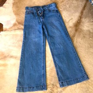 Cropped wide leg jean
